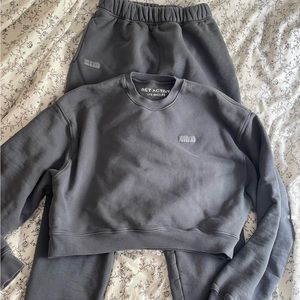 Set active sweatset size Large